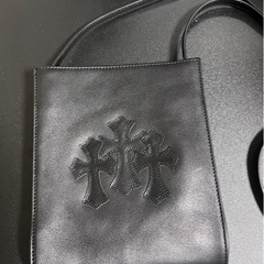 クロムハーツ スクエアポケット3クロスパッチレザーショルダーバッグ