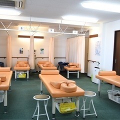 整骨院治療ベッドなどかなりお安くお譲りします