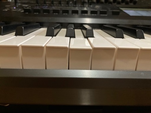 KORG コルグ KRONOS 73鍵盤 ハードケース  付属