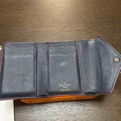 ルイヴィトン　三つ折り財布　ポルトフォイユヴィクトリーヌ