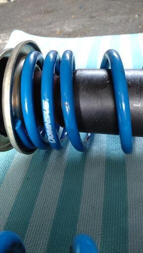 パレット SW DBA-MK21S 社外ダウンサス 式純正ショック付 1台分 パレット SW DBA-MK21S 社外ダウンサス 式純正ショック付 1台分 - メルカリ