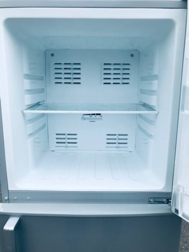 2367番 ユーイング✨ノンフロン冷凍冷蔵庫✨UR-F230H‼️ ⭐️9.0kg