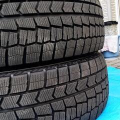 ダンロップ ウインターマックス 02　215/65r16