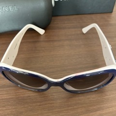 サングラス　カメリア　ネイビー系