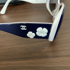 サングラス　カメリア　ネイビー系