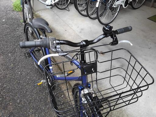 中古自転車２１８０ 訳あり　クロスバイク　前後タイヤ新品！　７００×３２C　６段ギヤ　LEDオートライト　ワイヤー錠　＊シートポストが固着してサドルが上下できません、なので通常よりお安くしています。適応身長１６０㎝mから１６７㎝程度 中古自転車2180 訳あり クロスバイク 前後タイヤ新品！ 700