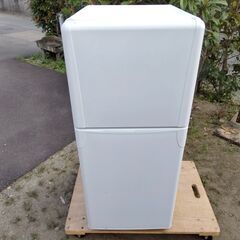 【商談中】中古 TOSHIBA 東芝 冷凍冷蔵庫 YR-12T ...