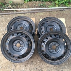 16インチ　4穴　ラクティス純正鉄ホイール