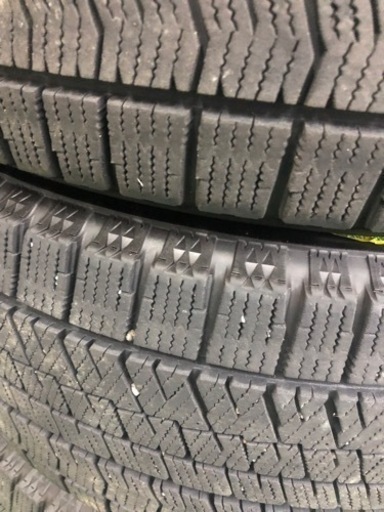 225/55R17 スタッドレス vrx2 バリ溝2019年製