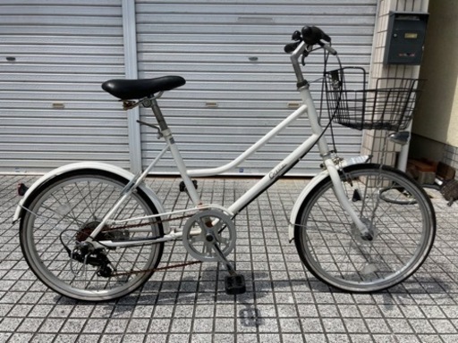 26インチ自転車】6段変速 LEDオートライト付き 鍵新品❗️スペアキー