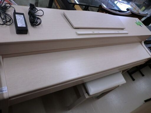 ジモティ来店特価!!!　電子ピアノ　YAMAHA　CLP-635WA　　2017　　J-745