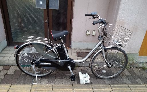 Panasonic[ViVi DX]24吋 電動アシスト自転車 8.9Ahバッテリー+充電器+スペアーキー2本付き(シルバー）