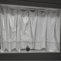 小窓用　カーテン【美品】