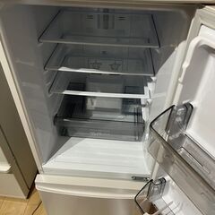 【A-268】★赤字覚悟の激安商品★冷蔵庫 三菱電機 MR-P15F-W 2020年製 中古 激安 ホワイトカラー 一人暮らし 冷蔵庫 Pシリーズ マットホワイト MR-P15F-W [146L /2ドア /右開き