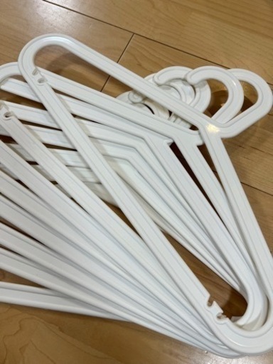 IKEA　ハンガー 100本　BAGIS　バーギス　廃盤品　白