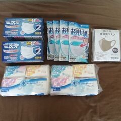 【新品未開封】日本製マスク　２箱＋４袋（PM2.5対応計88枚）...