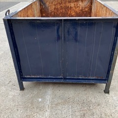 取引中　鉄製　大型　BOX