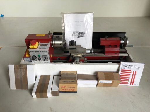 無段変速小型旋盤 CJ0618A 550W 卓上旋盤 MINI LATHE 付属品多数 無段変速小型旋盤 CJ0618A 550W 卓上旋盤 MINI LATHE 付属品多数