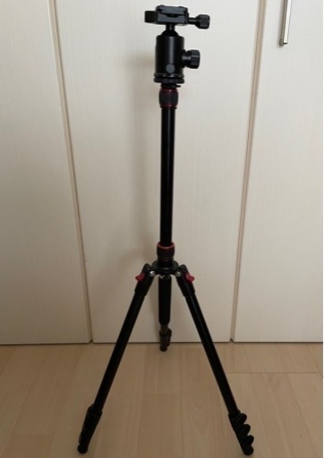 新品。１万円で購入。三脚 最大197cm 一脚 アルミ製軽い キャリーバッグ コンパクト収納