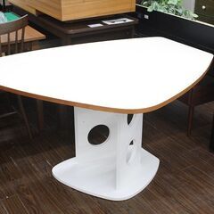 【モデルルーム展示品】 TECTA/テクタ DINING TABLE/ダイニングテーブル M21-2 ホワイト ACTUS/アクタス ブランド家具