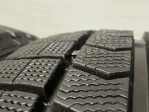 DUNLOP WINTER MAXX WM02 245/45R17 17インチ スタッドレス 4本 バリ溝 ベンツ/Eクラスステーションワゴン等　(TC584)クレジットカード QRコード決済可能