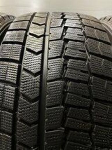 DUNLOP WINTER MAXX WM02 245/45R17 17インチ スタッドレス 4本 バリ溝 ベンツ/Eクラスステーションワゴン等　(TC584)クレジットカード QRコード決済可能