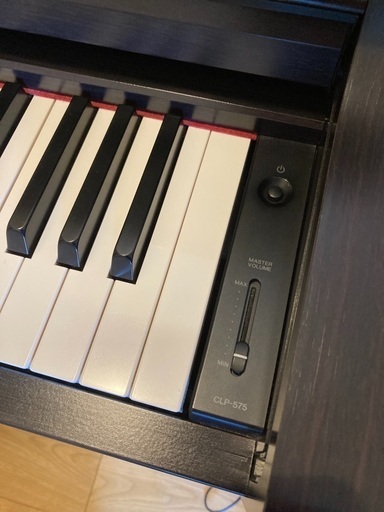 緊急値下げ 11万→10万 クラビノーヴァ Clavinova CLP-575 木製鍵盤 88鍵