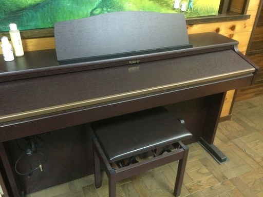 ローランド　電子ピアノ　　HP103