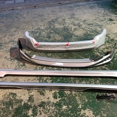 30プリウス　前期　シルバー　塗装品　ハーフエアロ3点セット＋デイライト　フロントハーフエアロ　サイドステップ　リアハーフエアロ