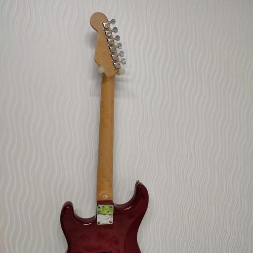 ☆程度良☆ カスタムストラト 赤色 エレキギター Fenderロゴ入り