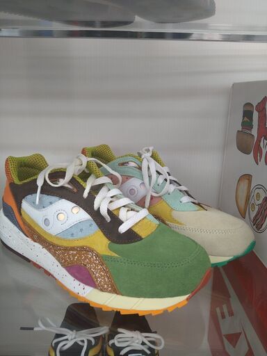 Saucony　SHADOW 6000　FOOD　FIGHT　表記サイズ27.0ｃｍ