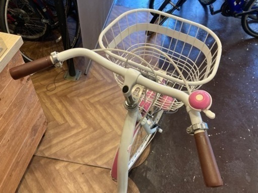 【LEDオートライト】子供用24インチ自転車　白×ピンク
