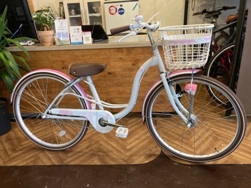 【LEDオートライト】子供用24インチ自転車　白×ピンク