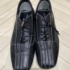 フェラガモ　スニーカー　靴