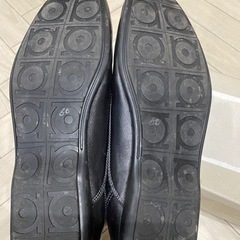 フェラガモ　スニーカー　靴