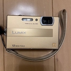 【ネット決済・配送可】LUMIXデジタルカメラ