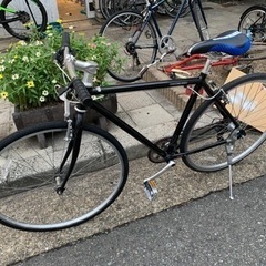 🎏🎏　ＷＥＥＤＥＮＤ　ＢＩＫＥ　クロスバイク　フレーム　アルミ　700cx28 黒　7変速　前のタイヤ　新品　サイド　新品