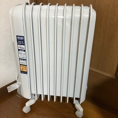 美品 デロンギ オイルヒーター