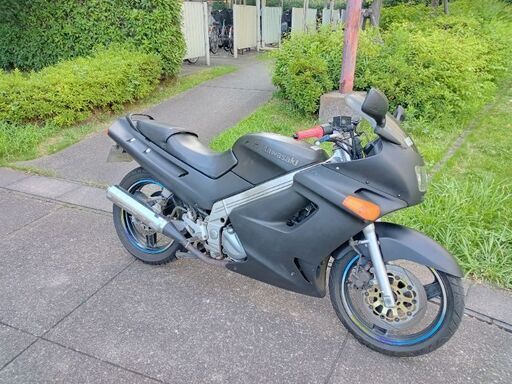即乗車OK カワサキzzr250ccマットブラックカラー 良いエンジン新しいタイヤ 即乗車OK カワサキzzr250ccマットブラックカラー 良いエンジン新しいタイヤ