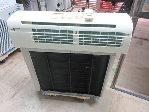 K03478　東芝　 中古エアコン　主に6畳用　冷房能力　2.2KW ／ 暖房能力　2.2KW