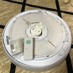 ① LED 照明器具　電気　TOSHIBA 東芝　LEDH930...