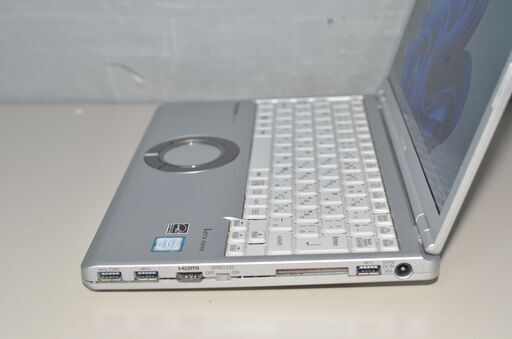 日本製 軽量ノートPC 最新Windows11 爆速SSD500GB Panasonic CF