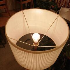 ロイズアンティークス　スタンドライト　チーク材　真鍮台　