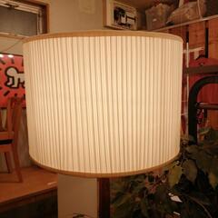 ロイズアンティークス　スタンドライト　チーク材　真鍮台　