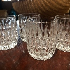 キラキラ綺麗なグラス　レトログラス　4個