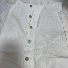 GU／白　スカート