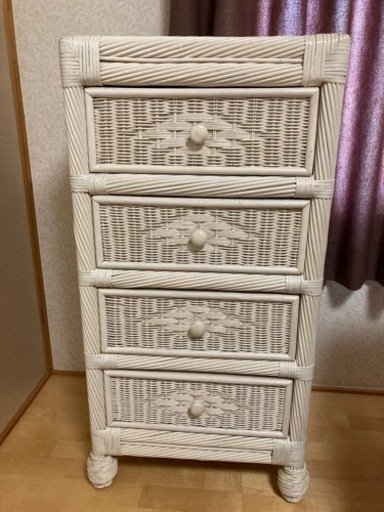 白　籐の引き出し