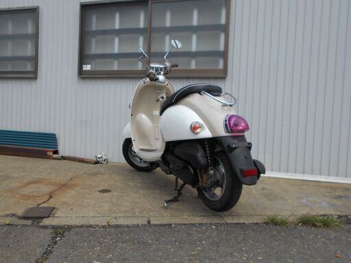 YAMAHA ビーノ　白 インジェクション