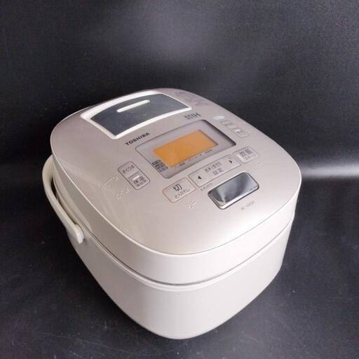 【予約済み】中古品 TOSHIBA 東芝 5.5合炊き 真空圧力 炊飯器 RC-10VQH 2014年製 高級炊飯器！