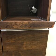 ★食器棚 茶×白 W900×D450×H1960